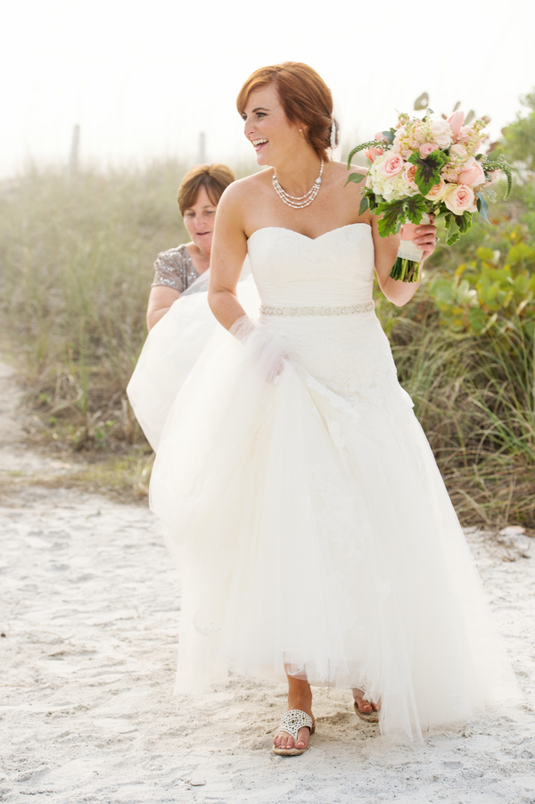 Peach, Mint & Gold St. Pete Beach Wedding - Marie Still Photography (9)