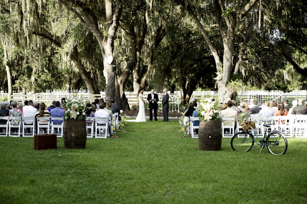 Rocking H Ranch Wedding - Green Rustic Wedding in Lakeland, FL - Tampa Bay Wedding Photographer Pink Lily Photo (13)