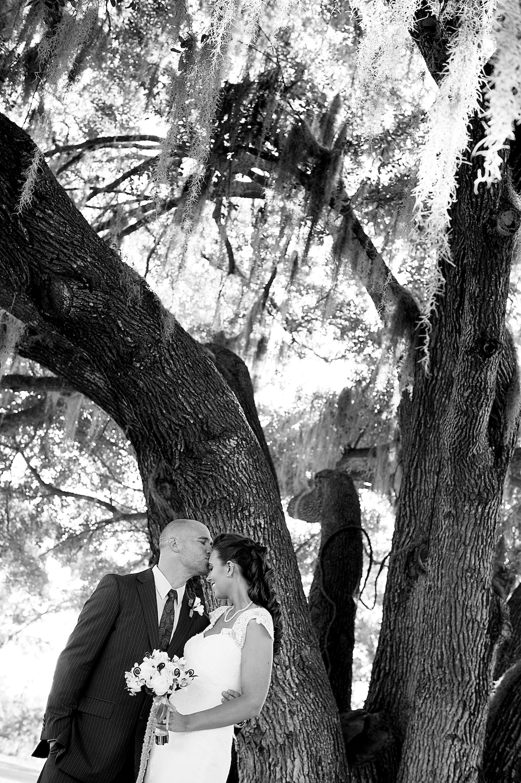 Rocking H Ranch Wedding - Green Rustic Wedding in Lakeland, FL - Tampa Bay Wedding Photographer Pink Lily Photo (16)