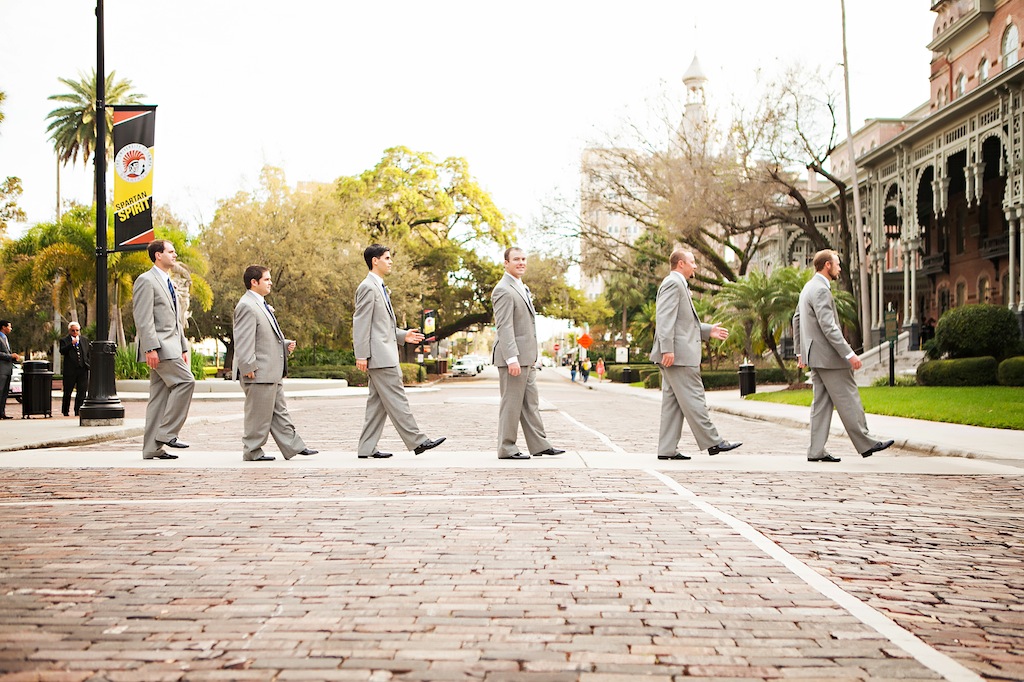 Waterfront Wedding Venue in Tampa, FL with Tampa wedding florist Apple Blossoms Floral Design & wedding photographer in Tampa Limelight Photography (19)