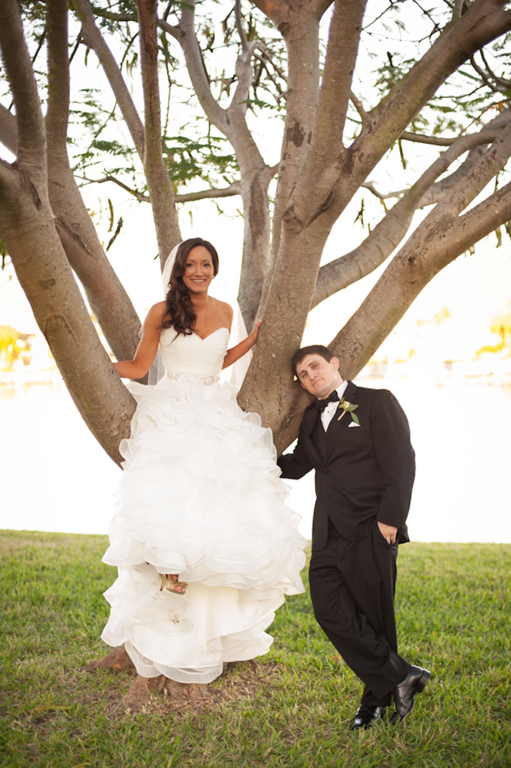 Purple, Ivory and Champagne Vintage Glam Wedding - Davis Islands Garden Club - Tampa Wedding Photographer Stephanie A. Smith Photography (18)