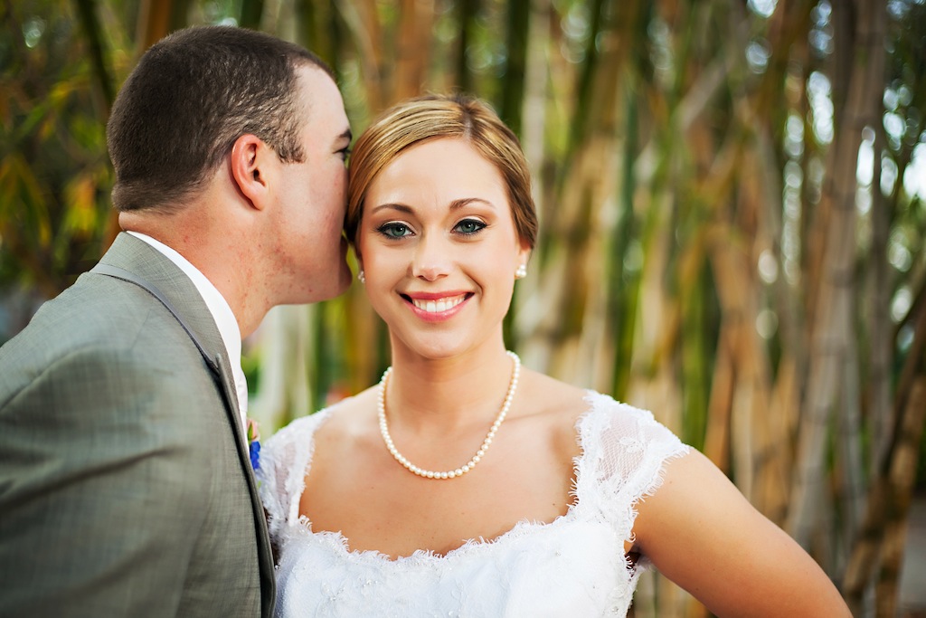 Waterfront Wedding Venue in Tampa, FL with Tampa wedding florist Apple Blossoms Floral Design & wedding photographer in Tampa Limelight Photography (24)