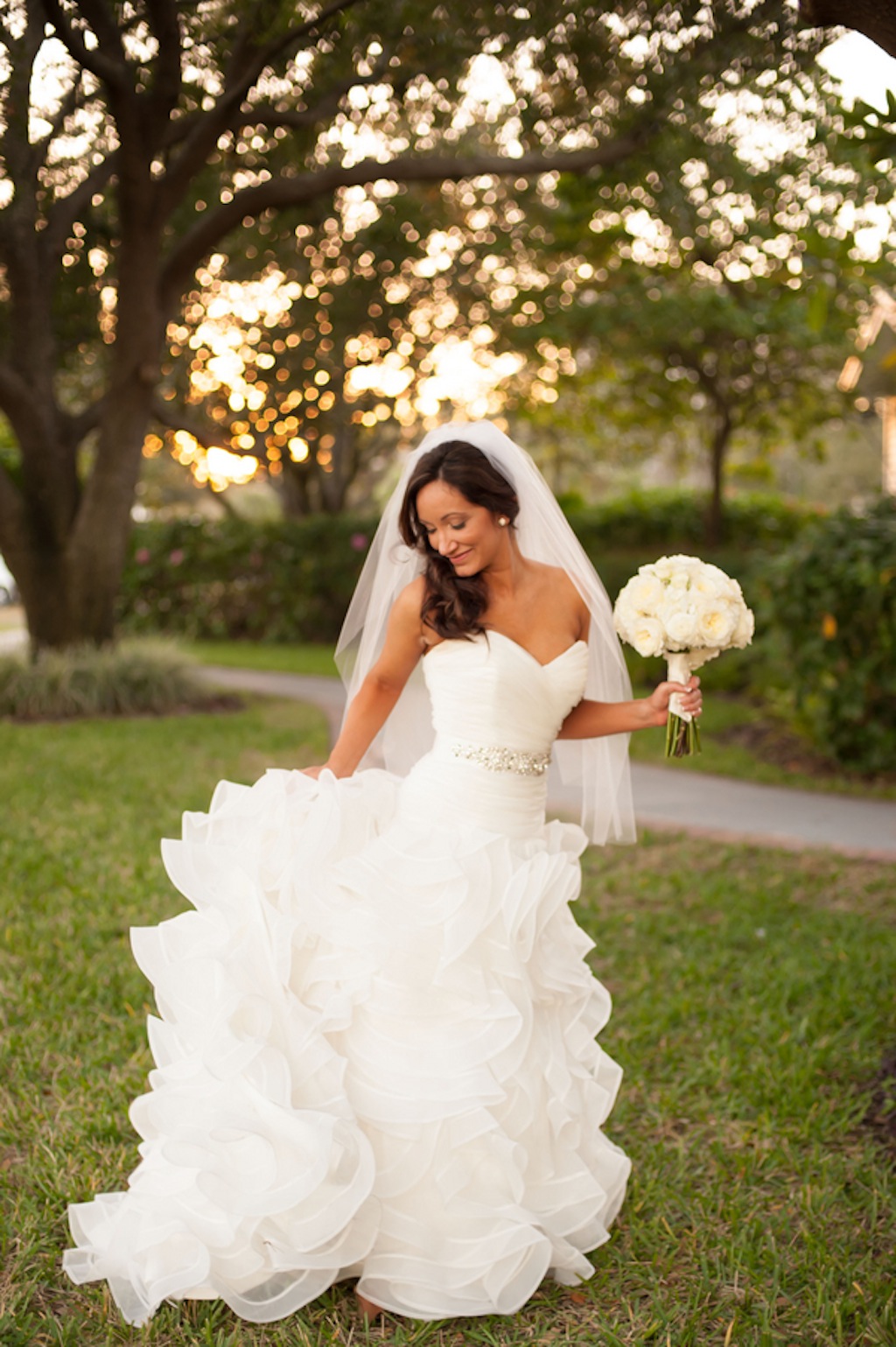 Purple, Ivory and Champagne Vintage Glam Wedding - Davis Islands Garden Club - Tampa Wedding Photographer Stephanie A. Smith Photography (7)