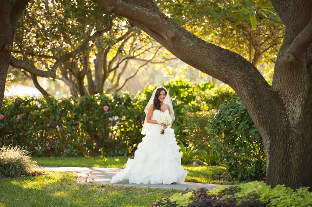 Purple, Ivory and Champagne Vintage Glam Wedding - Davis Islands Garden Club - Tampa Wedding Photographer Stephanie A. Smith Photography (10)