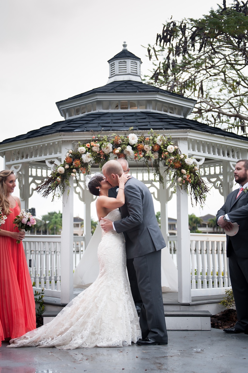 Davis Island Garden Club Wedding - Coral and Mint Green Natural Wedding - Tampa Wedding Photographer Sarah & Ben (26)