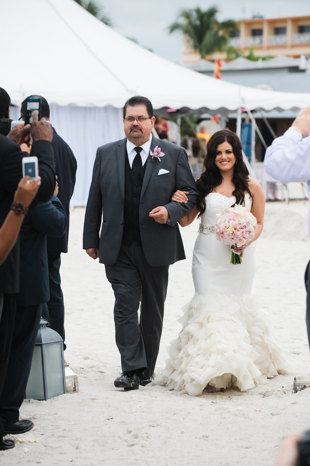 Post Card Inn Wedding St. Pete Beach - In True Colors Photography - Pink, Ivory and White Beachfront Nigerian Wedding (22)