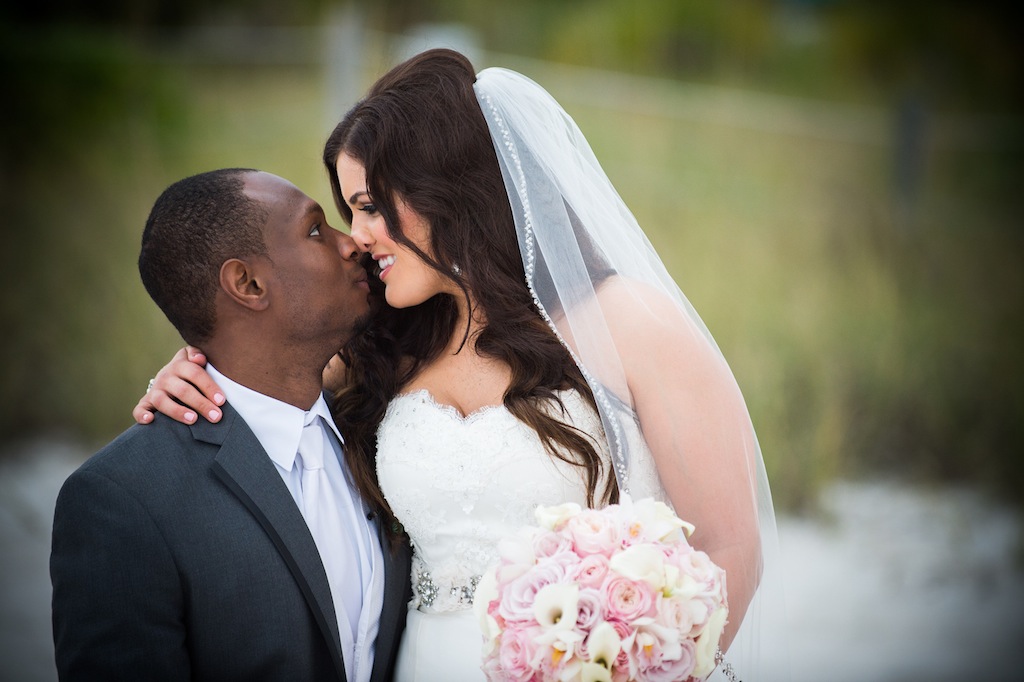 Post Card Inn Wedding St. Pete Beach - In True Colors Photography - Pink, Ivory and White Beachfront Nigerian Wedding (28)