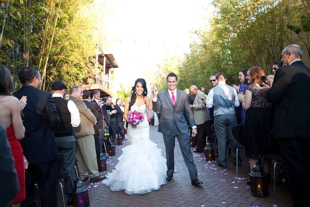 Downtown St. Pete Wedding - South Beach Inspired Wedding at NOVA 535 - St. Petersburg, Fl Wedding Photographer Kenzie Shores Photography (25)