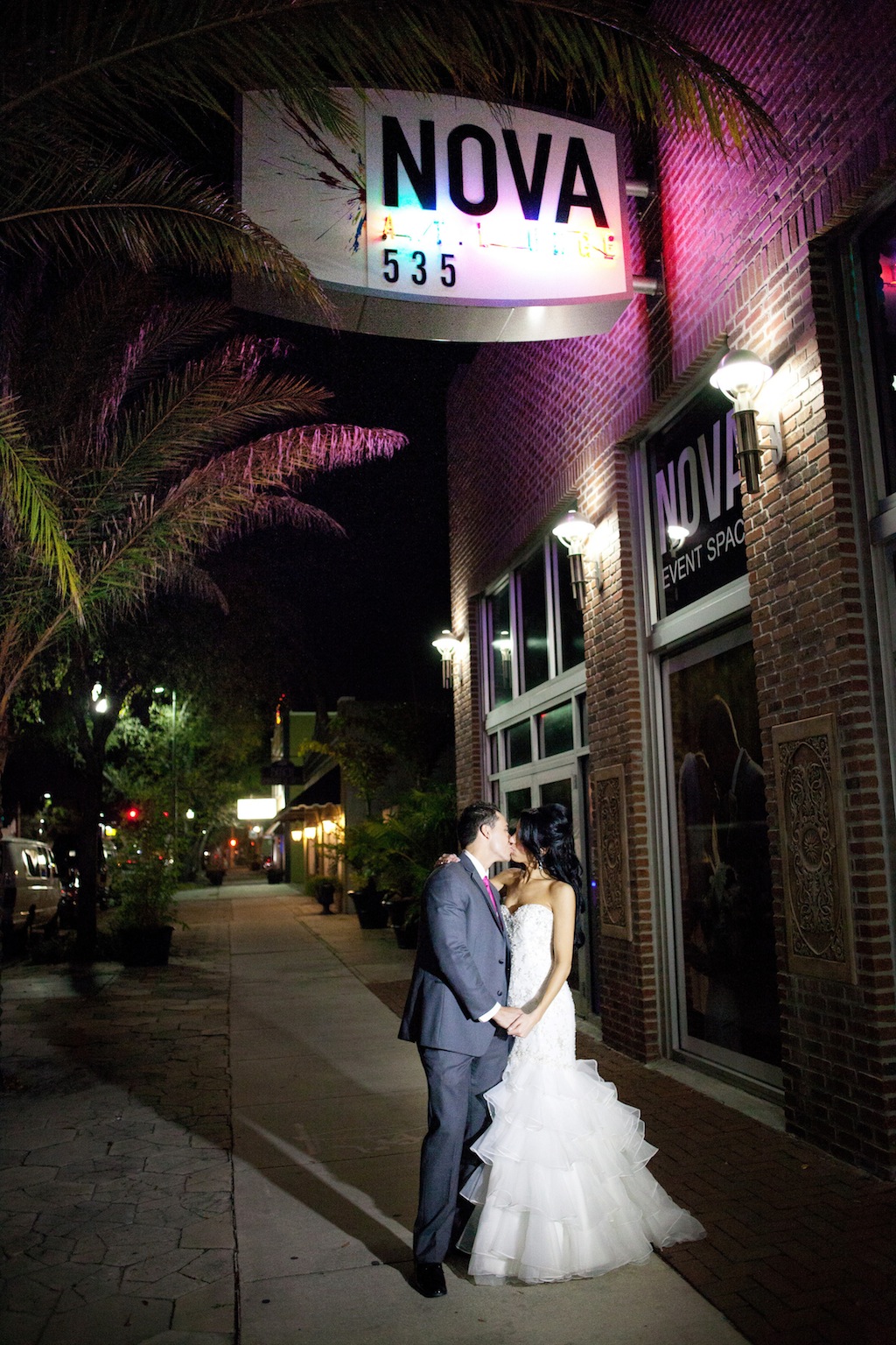 Downtown St. Pete Wedding - South Beach Inspired Wedding at NOVA 535 - St. Petersburg, Fl Wedding Photographer Kenzie Shores Photography (46)