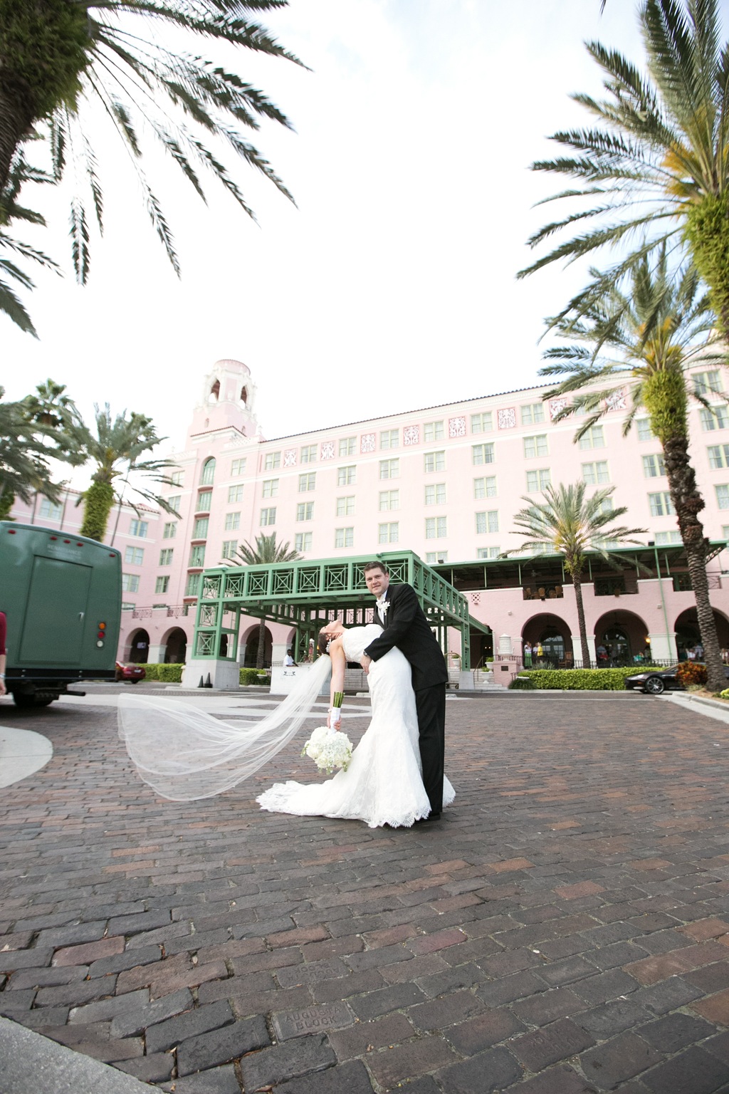 Champagne and Blush Destination St. Petersburg, Fl Wedding at the Renaissance Vinoy - St. Pete Wedding Photography Lisa Otto Photography (18)