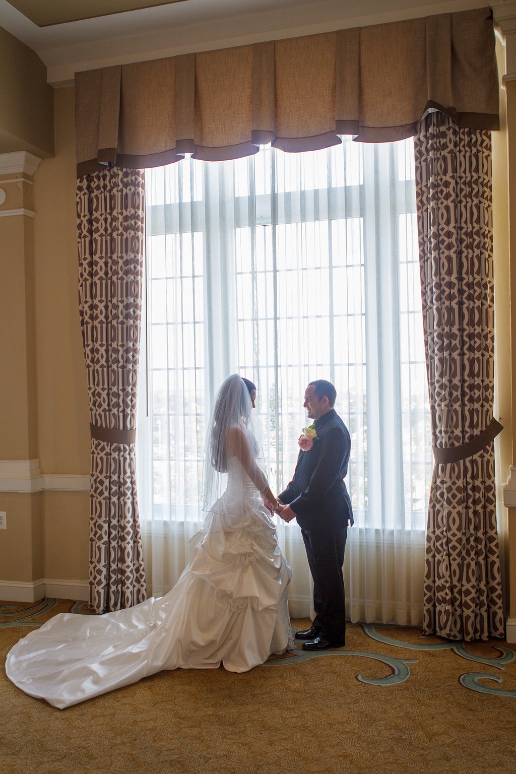 Pink, Disney Inspired Wedding - Don CeSar Wedding in St. Pete Beach, Fl - St. Petersburg Wedding Photographer Aaron Lockwood Photography (15)