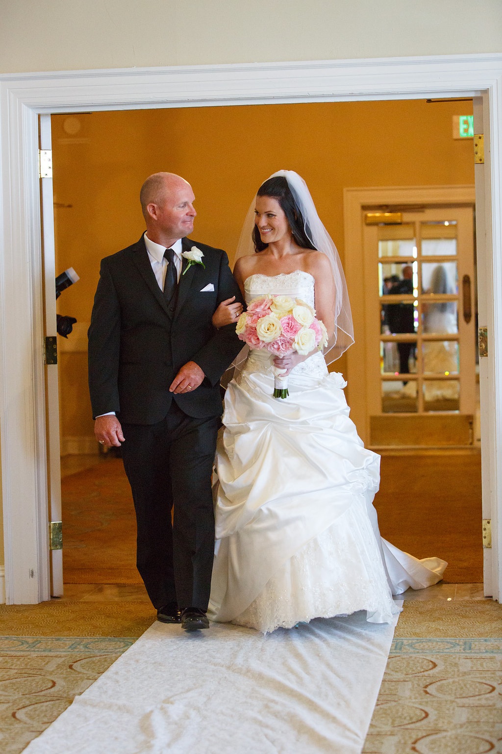 Pink, Disney Inspired Wedding - Don CeSar Wedding in St. Pete Beach, Fl - St. Petersburg Wedding Photographer Aaron Lockwood Photography (25)