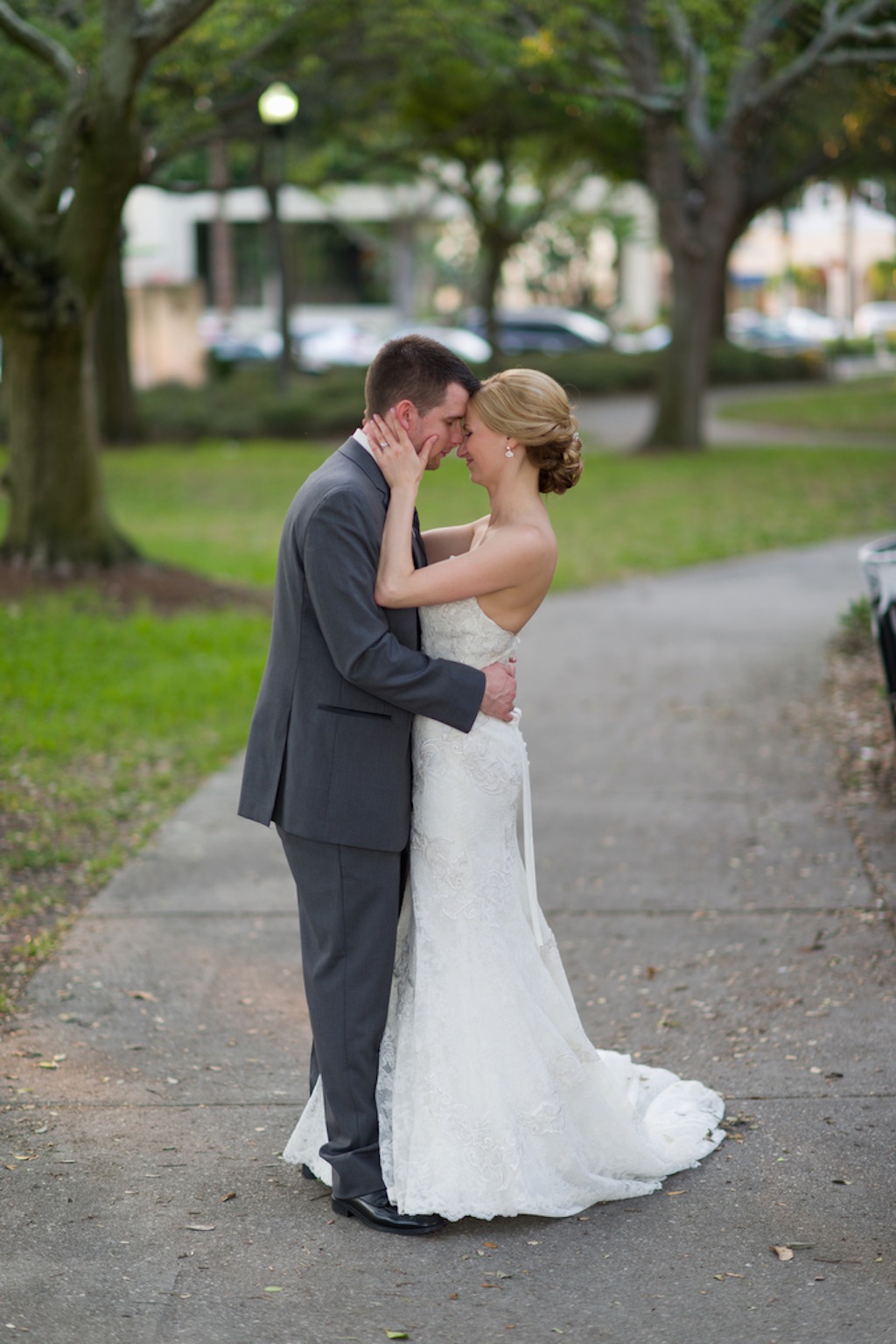 Grey & Ivory DIY Wedding - NOVA 535 Wedding - Downtown St. Pete Wedding - St. Petersburg Wedding Photographer Aaron Bornfleth Studios (35)