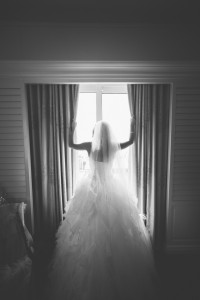 Don CeSar Wedding - Formal, black, white and gold St. Pete Beach Wedding by Parker Young Photography (8)
