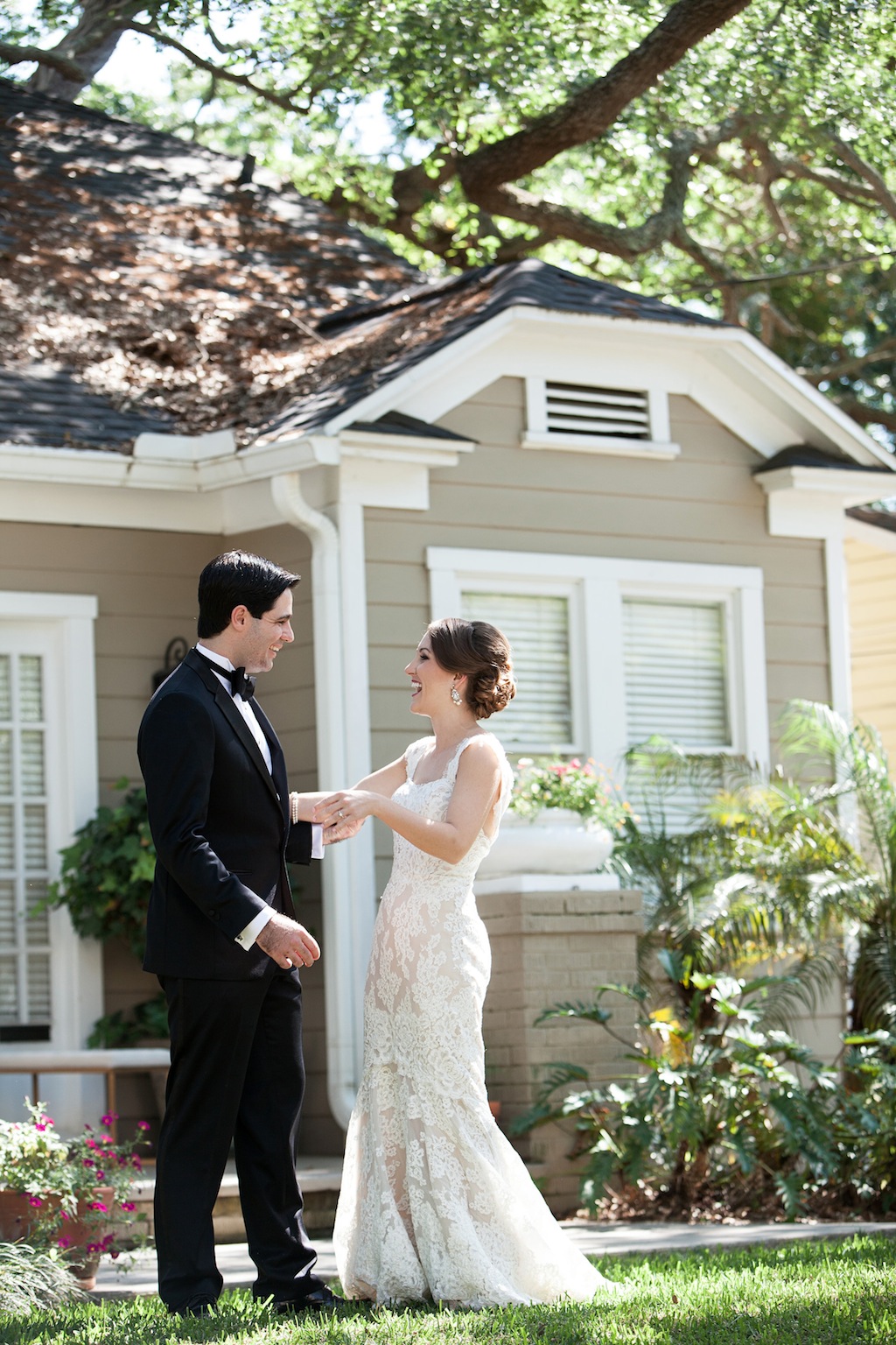 Cream, White, & Gold "Old Florida" Wedding in South Tampa - Tampa Yacht Club Wedding - Tampa Wedding Photographer Blue Lane Studios (22)