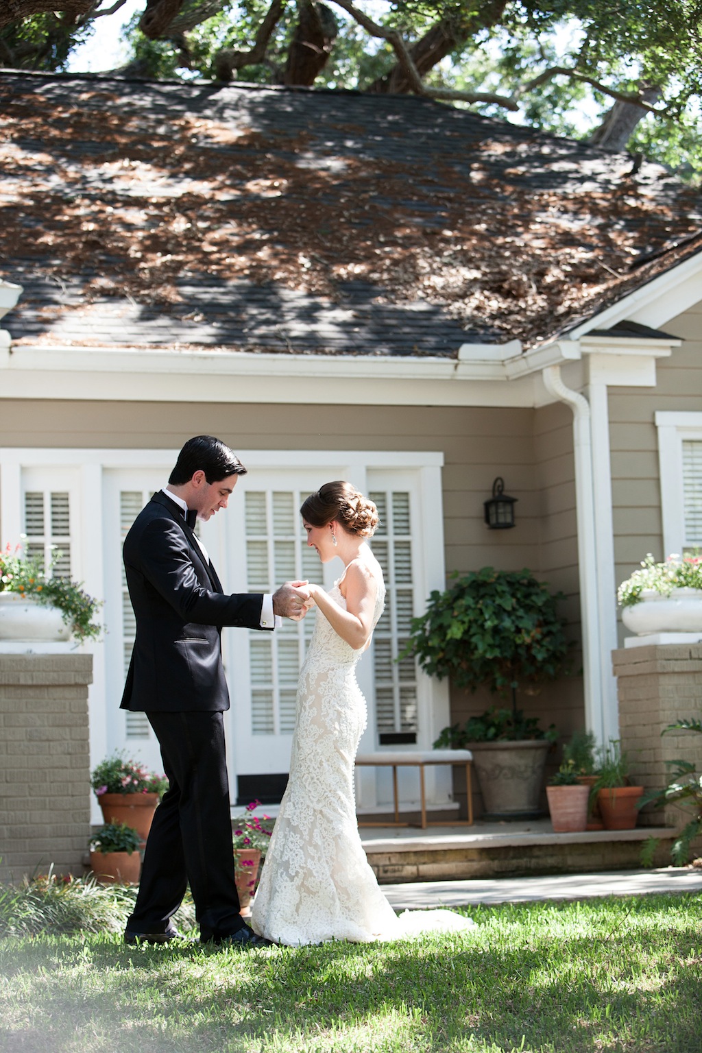 Cream, White, & Gold "Old Florida" Wedding in South Tampa - Tampa Yacht Club Wedding - Tampa Wedding Photographer Blue Lane Studios (24)