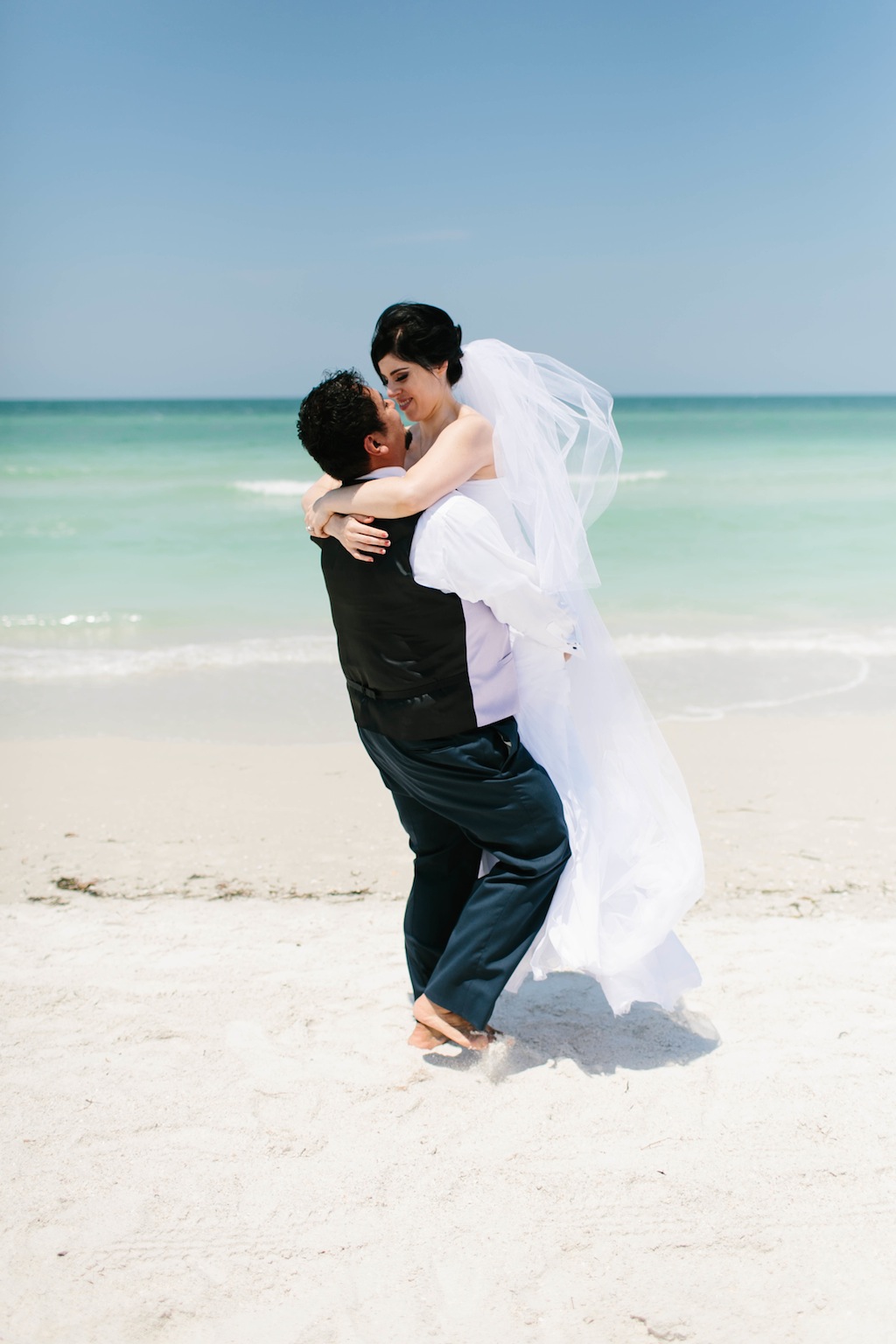 Pink & Lavender Tropical Destination Wedding - Pass-a-Grille Beach Wedding - Sophan Theam Photography & Tide the Knot Beach Weddings (38)