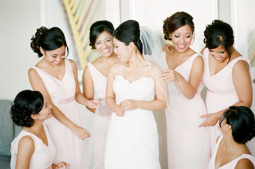 13 Bride and Bridesmaids Getting Ready