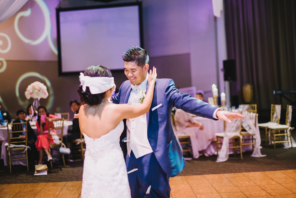 51 Blindfolded Bride Clothespin Groom