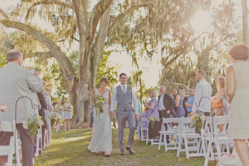 Rustic Outdoor Wedding Ceremoy: Cross Creek Ranch Wedding Venue in Tampa Bay