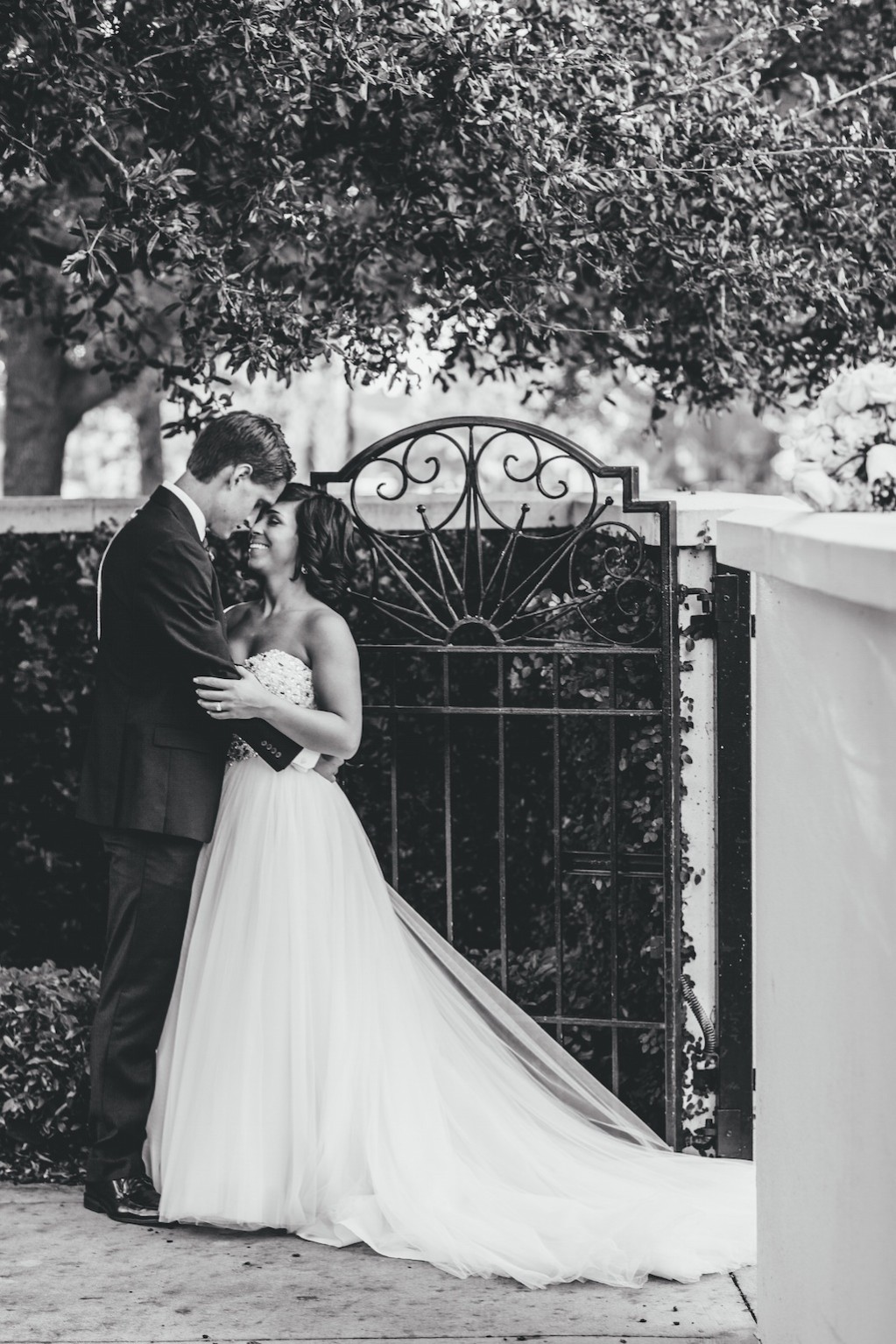 Palmetto Club Bride & Groom Wedding Portrait | Jake Ford Photography