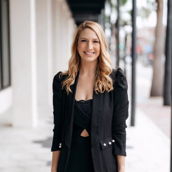 Kristin Bowman Headshot