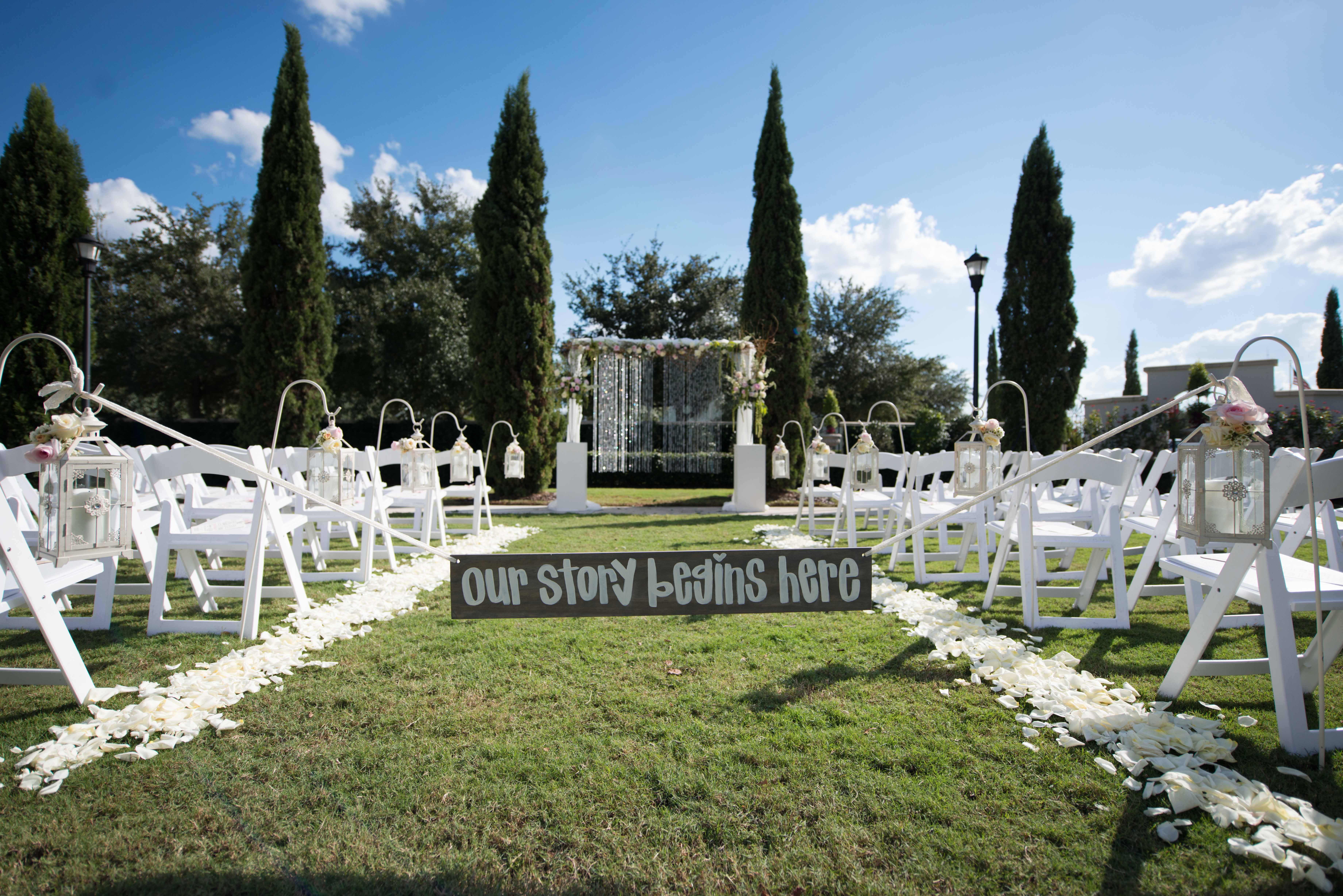 Outdoor Tampa Wedding Ceremony | Palmetto Club Wedding