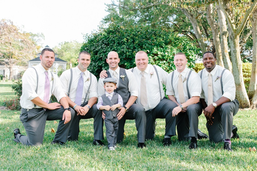 Grey Groomsmen Suits with Suspenders and Vintage Boutonniere