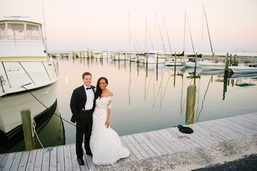 South Tampa Yacht & Country Club Bride & Groom Wedding Portrait