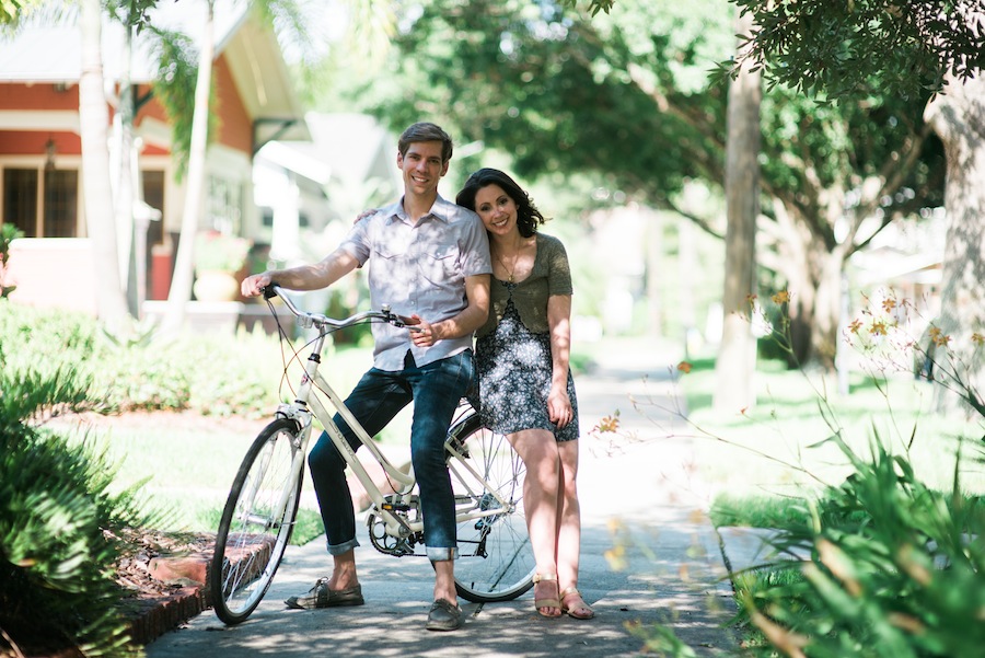 Hyde Park/Davis Islands Engagement Session | Tampa Wedding Photograph Kera Photography