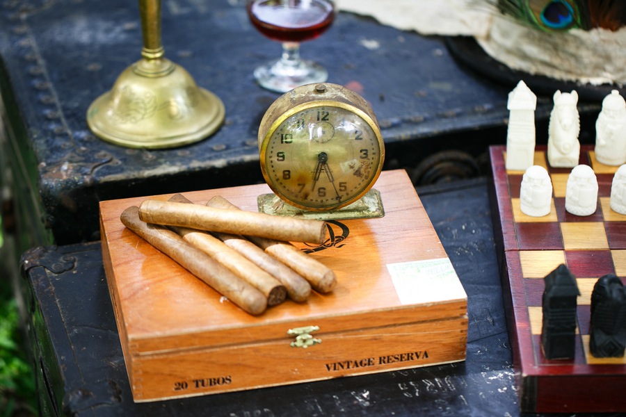 Groomsmen Cigars Vintage Wedding Decor | Tampa Wedding Venue USF Botanical Gardens | Tufted Vintage Rentals