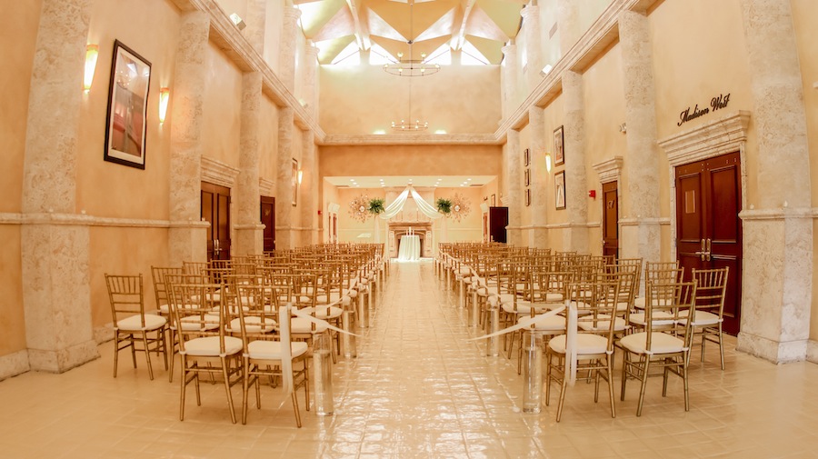 Elegant Indoor Tampa Wedding Ceremony Venue | A La Carte Pavilion