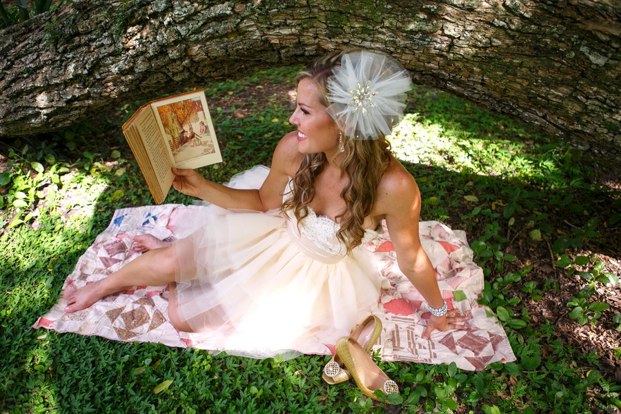 Alice in Wonderland Tea Party Vintage Bride | Tampa Wedding Venue USF Botanical Gardens | Carrie Wildes Photography