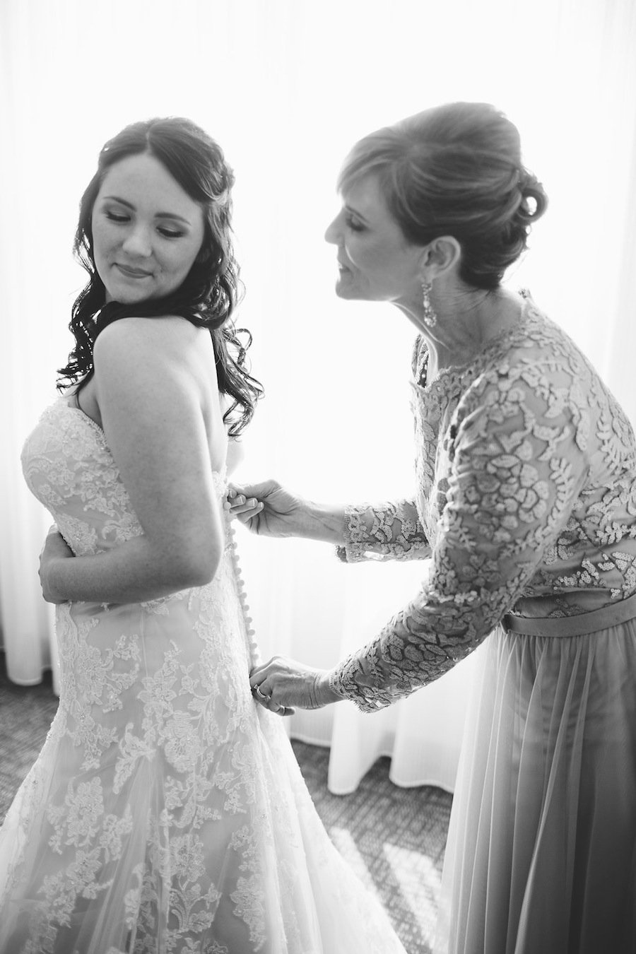 Bride Getting Ready with Mom | Off-White Lace Wedding Dress