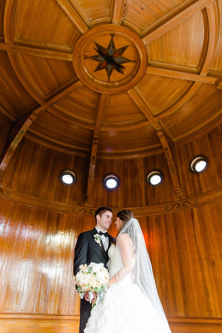 Bride and Groom Wedding Portait | Sarasota Wedding Photgrapher Ailyn La Torre Photography | Powel Crosley Estate