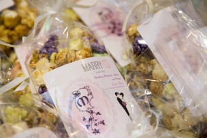 Gourmet Popcorn by Ipop Gourmet Popcorn | Wedding Favors