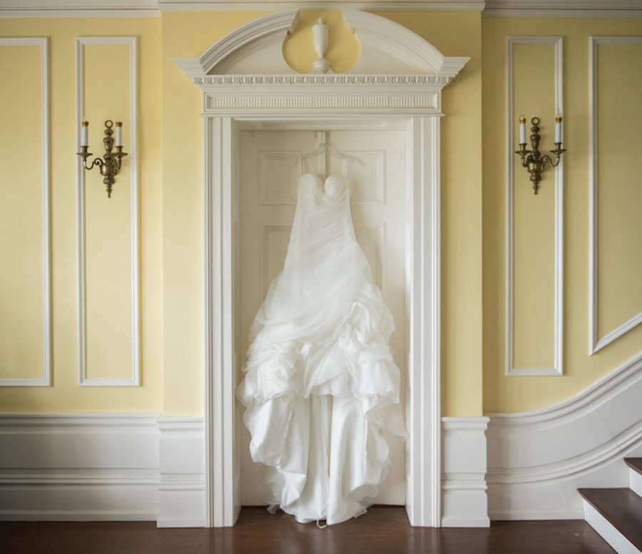 White Sweetheart Organza Wedding Dress | Casablanca Bridal