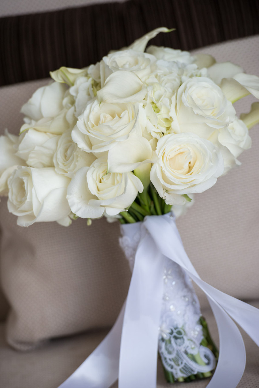 Wedding Wedding Bouquet of White Roses with Lace Wrap | Tampa Wedding Photographer Jeff Mason Photography