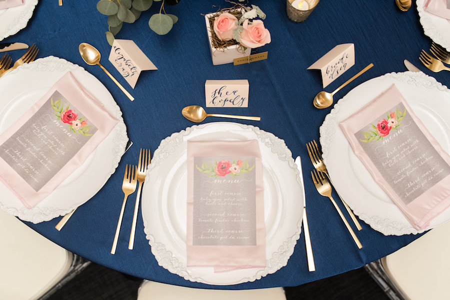 White Charger with Navy Blue Linen and Light Pink Napkins | St. Petersburg Wedding Photography Caroline & Evan Photography