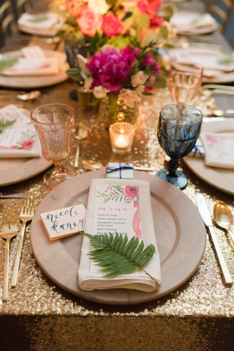 Wooden Charger with Gold Sequined Specialty Linen | St. Petersburg Wedding Photography Caroline & Evan Photography