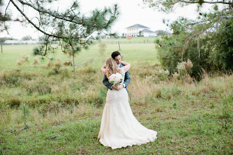Bride and Groom, Outdoor Wedding Portrait Bride and Groom Outdoor, Wedding Ceremony Kiss | | Outdoor, Rustic Tampa Bay/Dade City Wedding Venue Barrington Hill Farm