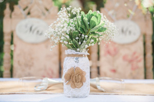 Burlap and Lace Mason Jar Centerpieces | Rustic Outdoor Tampa Bay Wedding Sweetheart Table