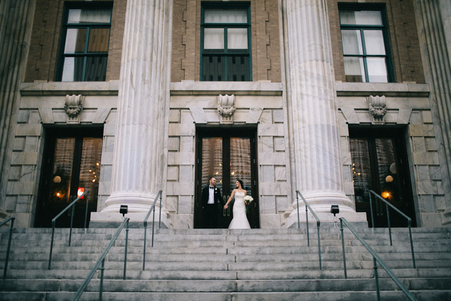 Bride and Groom, Outdoor Wedding Portrait at Downtown Tampa Le Meridien Hotel