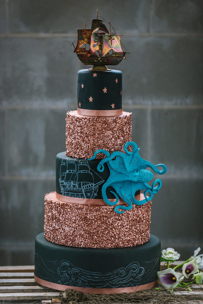 Advice on Hiring a Tampa Bay Wedding  Cake  Decorator