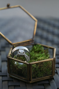 Diamond Wedding Ring Portrait | Unique Wedding Ring Boxes | Antique Wedding RIng Box with Moss| Saint Petersburg Wedding Photographer Roohi Photography