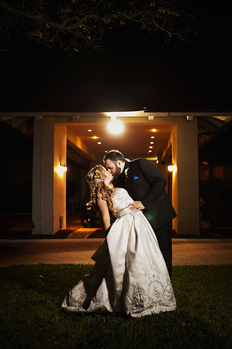 Bride and Groom Clearwater Wedding Portrait | Countryside Country Club Wedding Venue by Limelight Photography