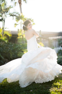 Outdoor, Tampa Wedding Portrait, Bride Spinning in Wedding Dress|Tampa Wedding Photographer Caroline & Evan Photography