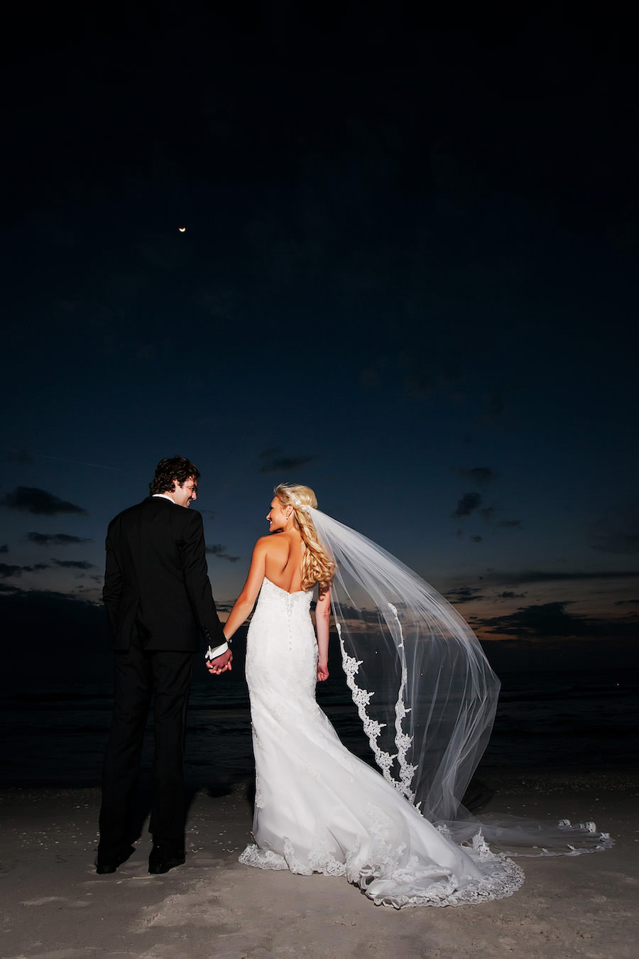 Bride and Groom Outdoor Clearwater Beach Wedding Portrait | Photography By Limelight Photography