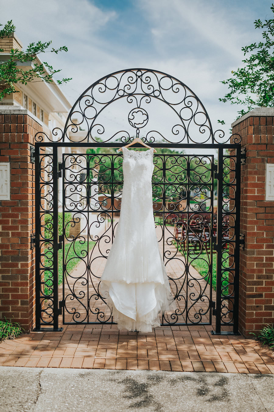 Ivory, Lace, Bridal Wedding Dress | Lakeland Wedding Photographer Rad Red Creative