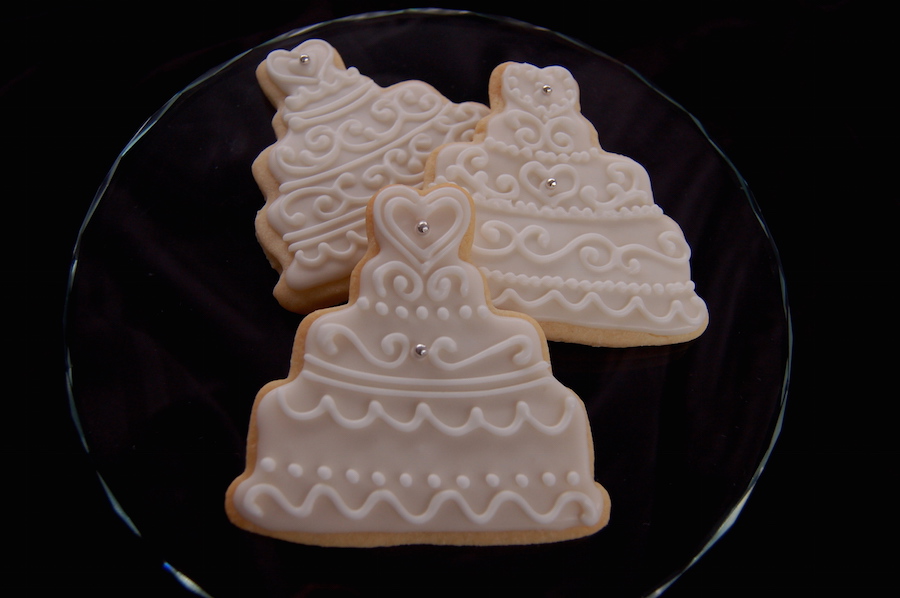 Custom Wedding Cake Cookie Favors | Dessert Favors in Tampa Bay by The Artistic Whisk 